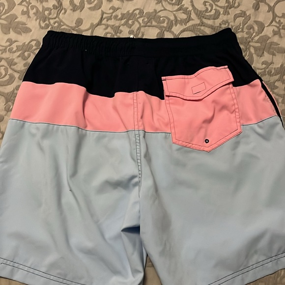 Multi colored swim trunks - Picture 2 of 5